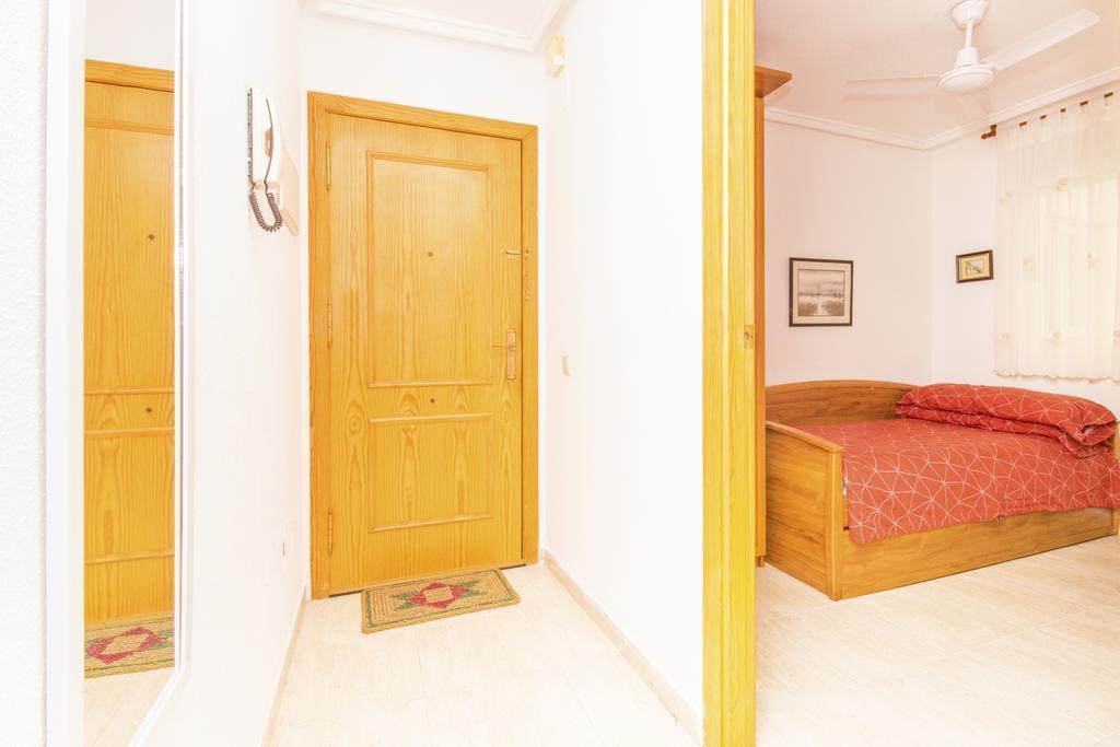 Apartamento Felix De La Fuente Torrevieja Exterior photo